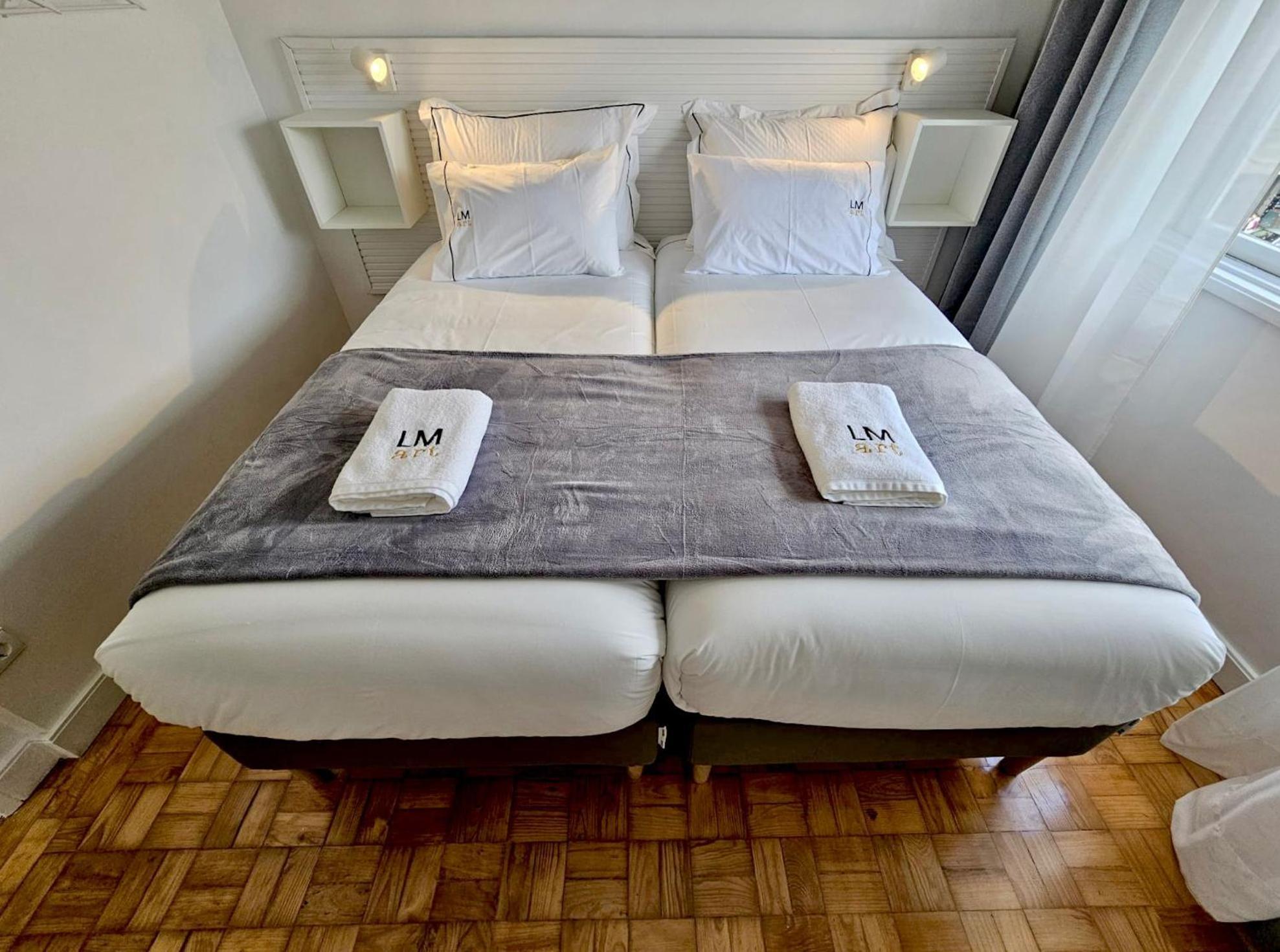 Lm Art Apartments Porto Eksteriør billede